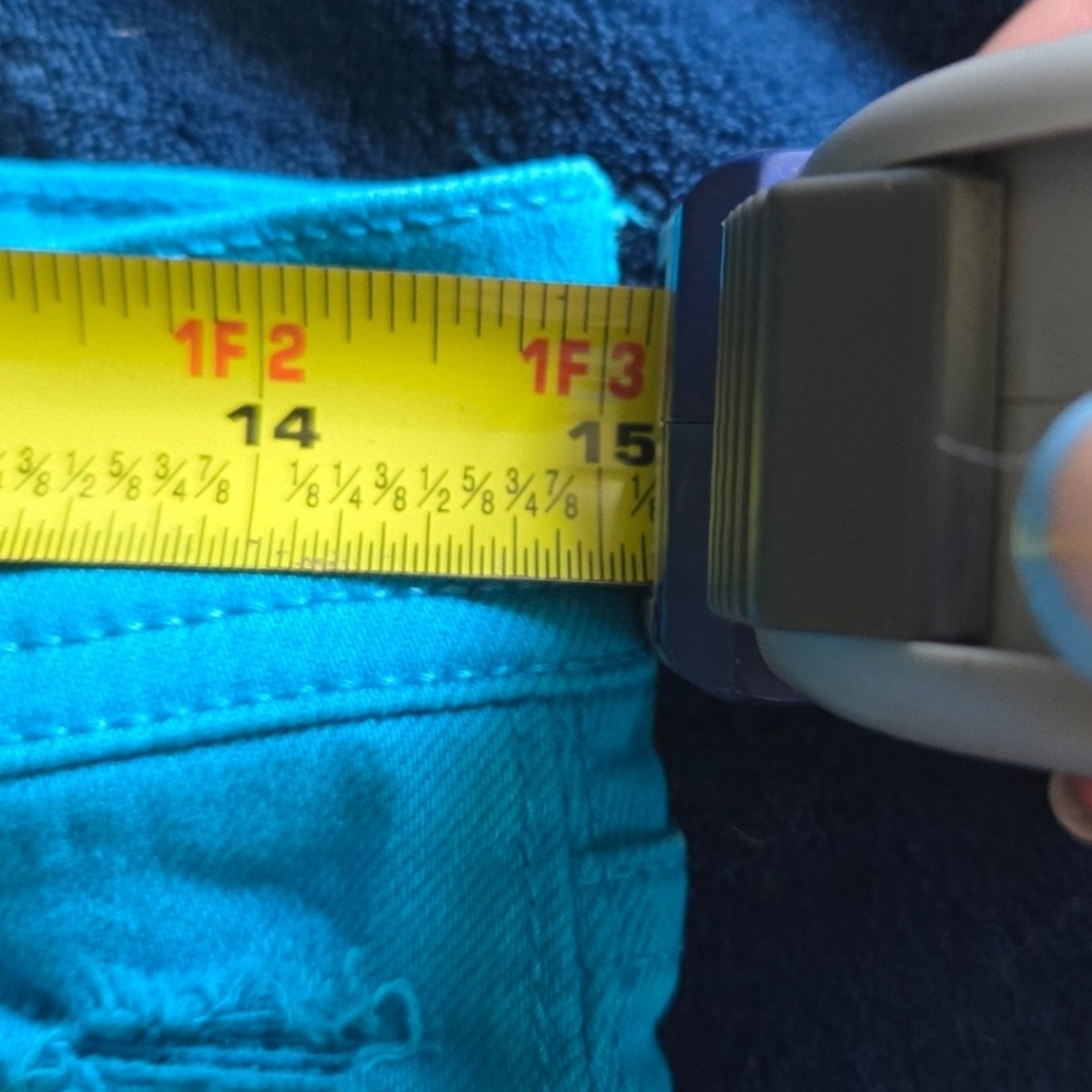 Hollister Women's Blue Denim Y2K Shorts size 3 - Picture 5 of 6